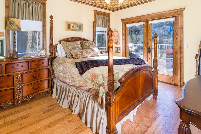 Cottage Bedroom